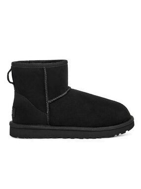 UGG Classic Mini II Boot in Black, Size 8